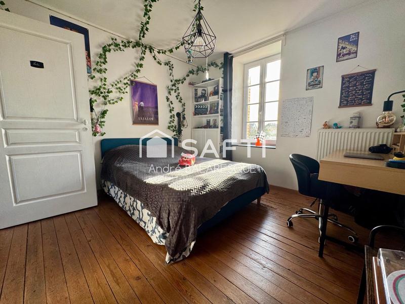 Maison - 175 m² - 8 pièces