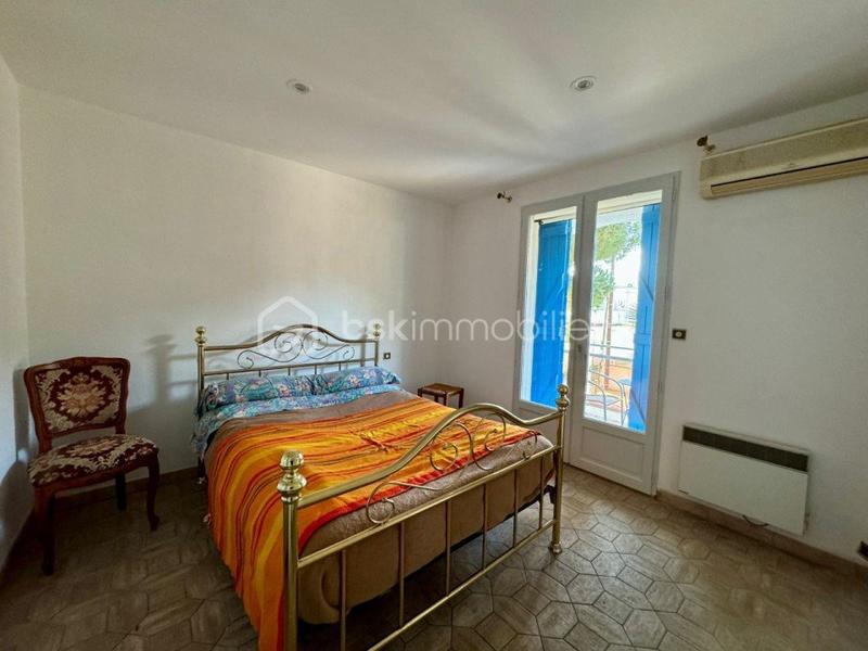 Maison traditionnelle - 250 m² - 7 pièces