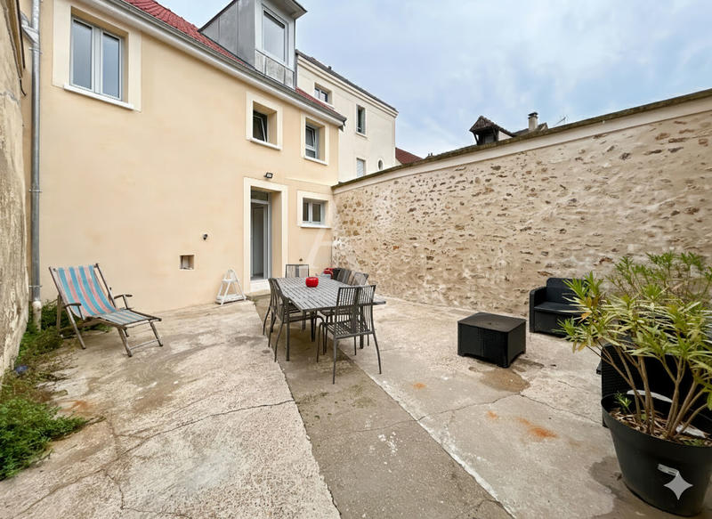 Maison - 145 m² - 6 pièces