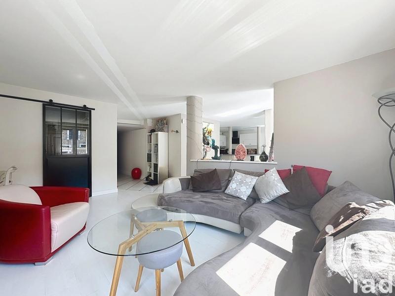 Maison - 140 m² - 5 pièces