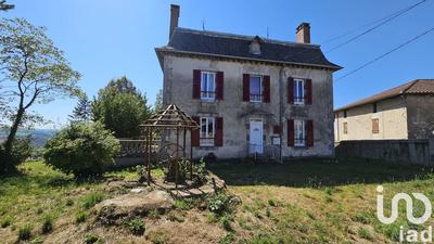 Maison - 205 m² - 7 pièces