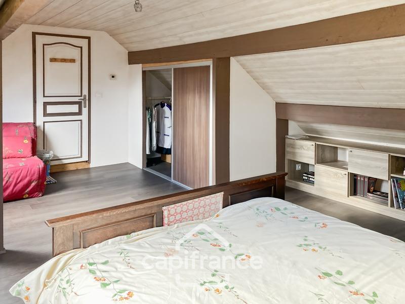 Maison - 257 m² - 6 pièces