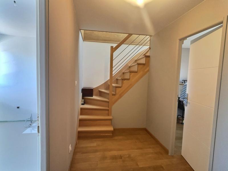 Maison - 212 m² - 5 pièces
