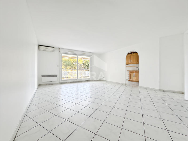 Appartement - 81 m² - 3 pièces