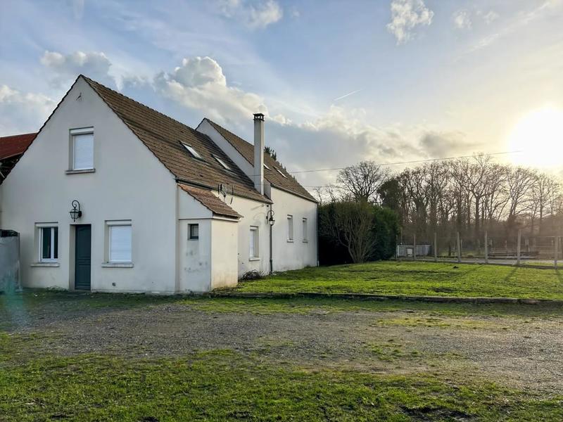 Maison - 180 m² - 6 pièces