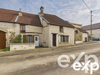 Maison - 97 m² - 4 pièces