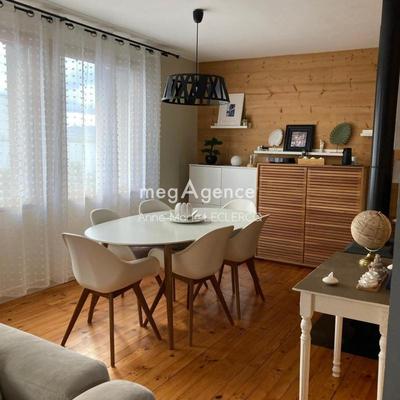 Maison - 145 m² - 6 pièces