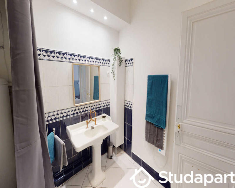 Chambre - 110 m² - 1 pièce