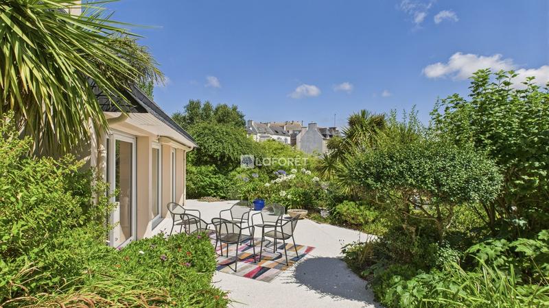 Maison contemporaine - 160 m² - 7 pièces