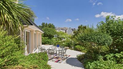 Maison contemporaine - 160 m² - 7 pièces