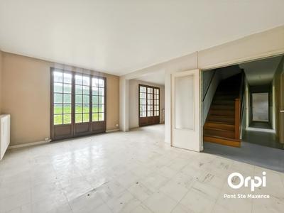 Maison - 122 m² - 5 pièces