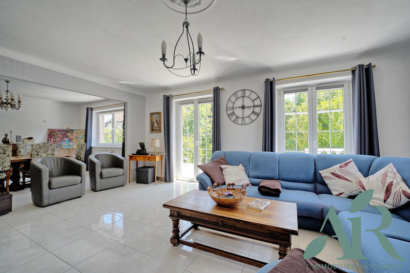 Maison - 135 m² - 6 pièces