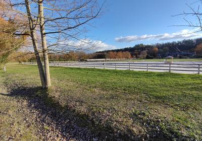 Haras - 700 m² - 26 pièces