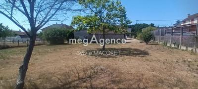 Maison - 76 m² - 4 pièces