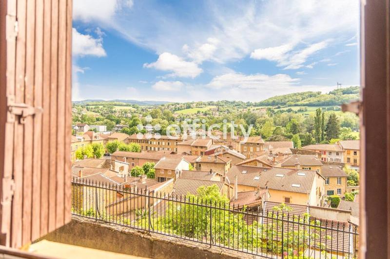 Maison - 106 m² - 4 pièces