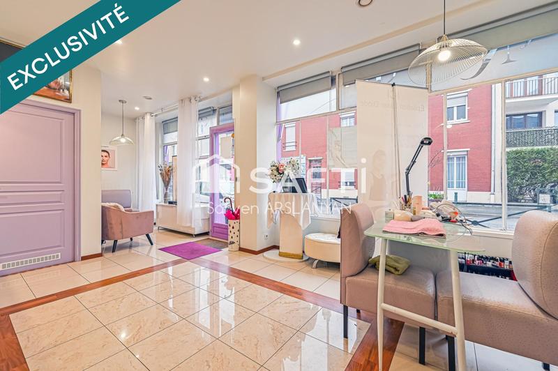 Local commercial - 67 m² - 5 pièces