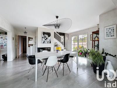 Maison - 191 m² - 5 pièces