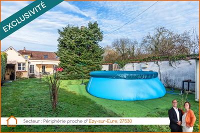 Maison - 100 m² - 5 pièces