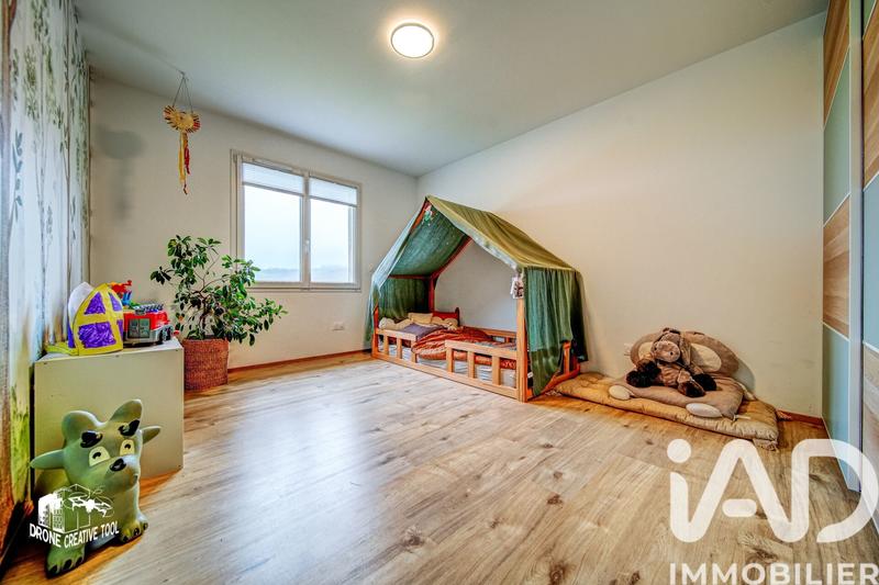 Maison - 162 m² - 6 pièces