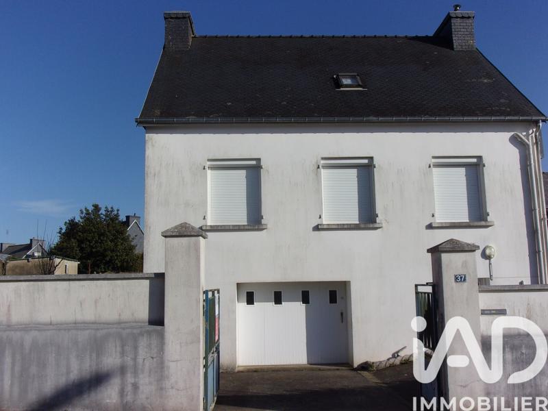 Maison - 90 m² - 5 pièces