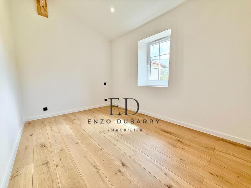 Maison - 145 m² - 4 pièces