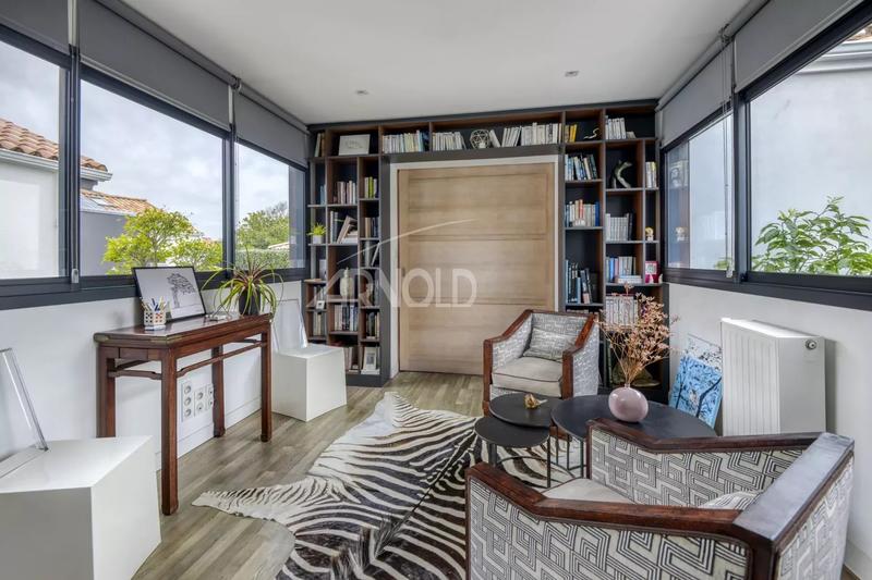 Maison - 191 m² - 8 pièces