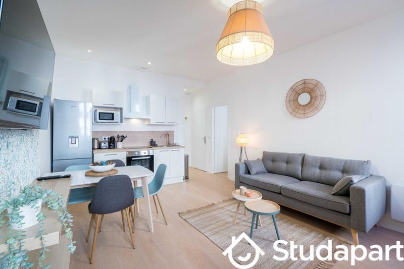 Chambre - 13 m² - 1 pièce