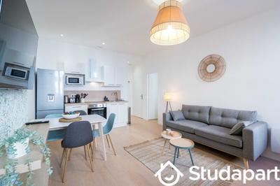 Chambre - 13 m² - 1 pièce