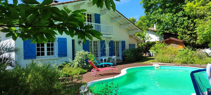 Maison - 135 m² - 6 pièces