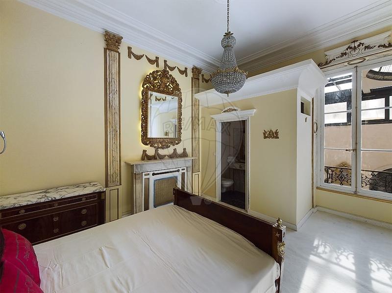 Hôtel particulier - 501 m² - 15 pièces