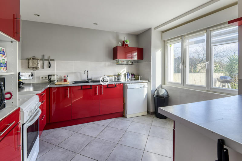 Maison - 96 m² - 5 pièces