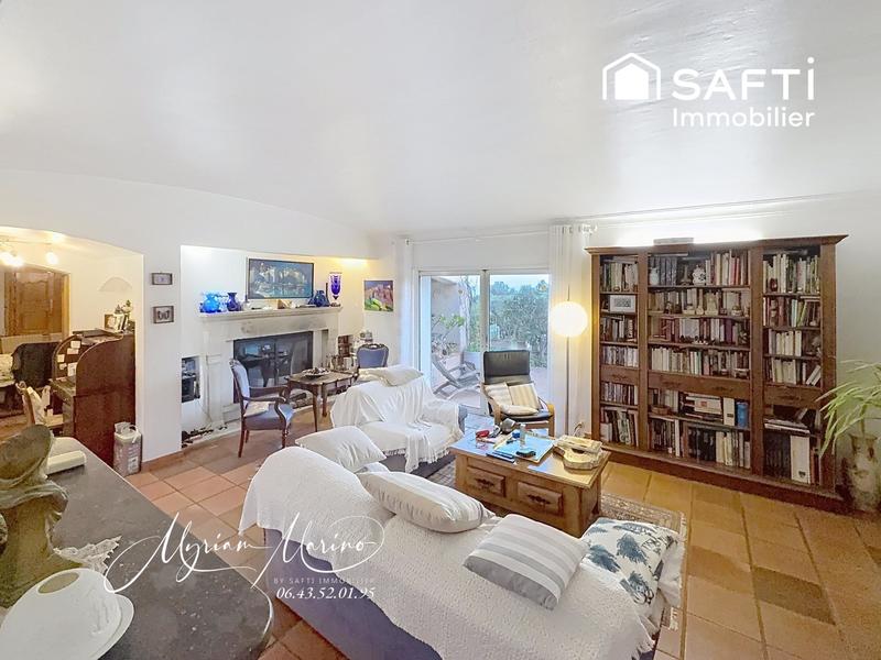 Maison - 180 m² - 7 pièces