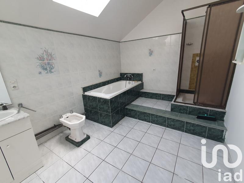 Maison - 139 m² - 7 pièces