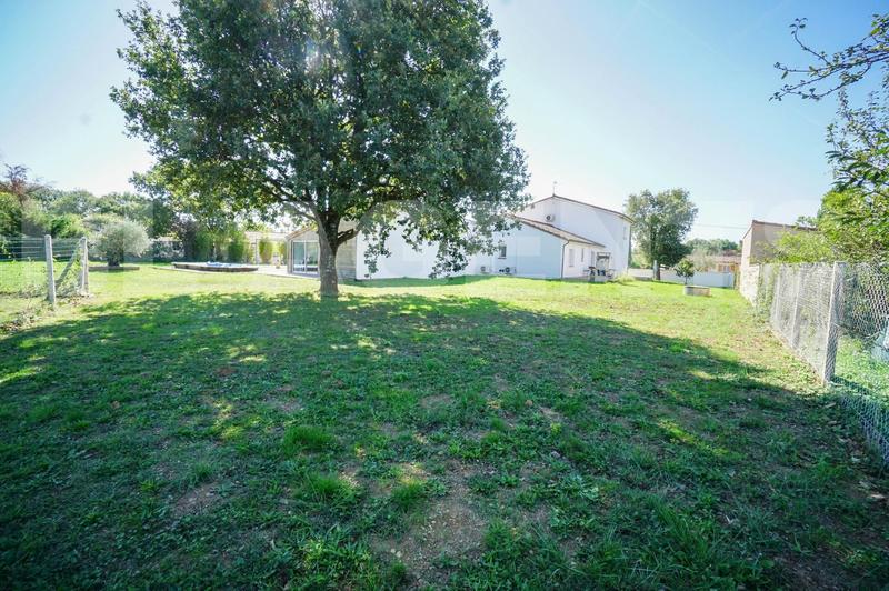 Villa - 180 m² - 7 pièces