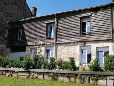 Maison - 137 m² - 7 pièces