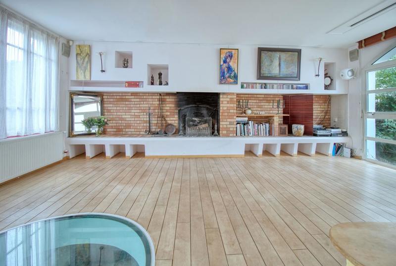 Maison d'architecte - 260 m² - 10 pièces