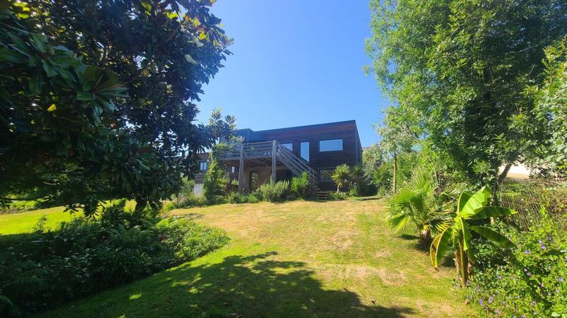 Maison - 160 m² - 5 pièces