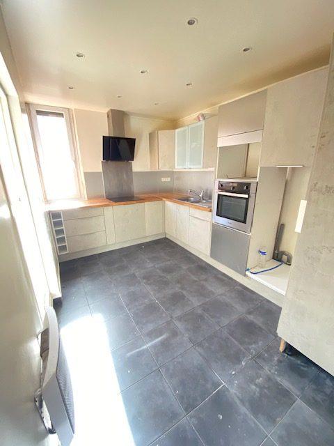 Appartement - 96 m² - 4 pièces