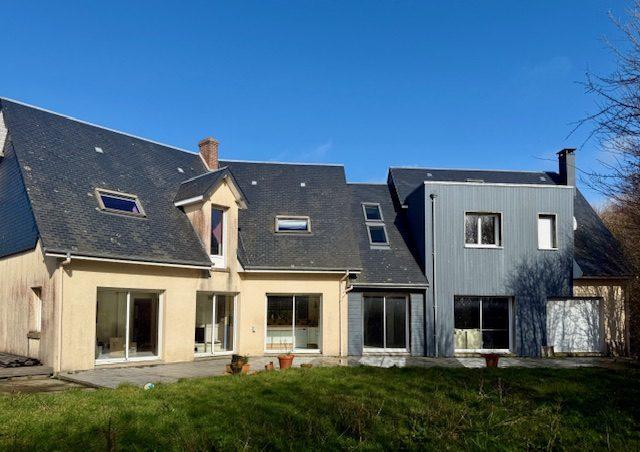 Maison - 316 m² - 13 pièces