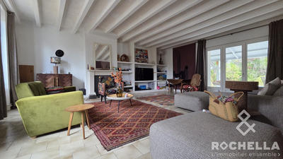 Maison ancienne - 228 m² - 8 pièces