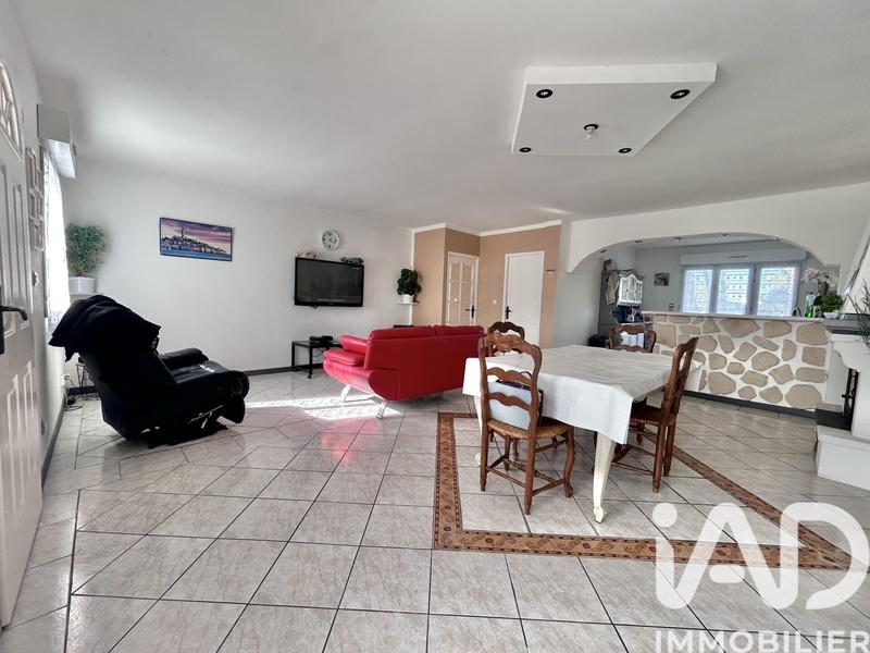 Maison - 98 m² - 4 pièces