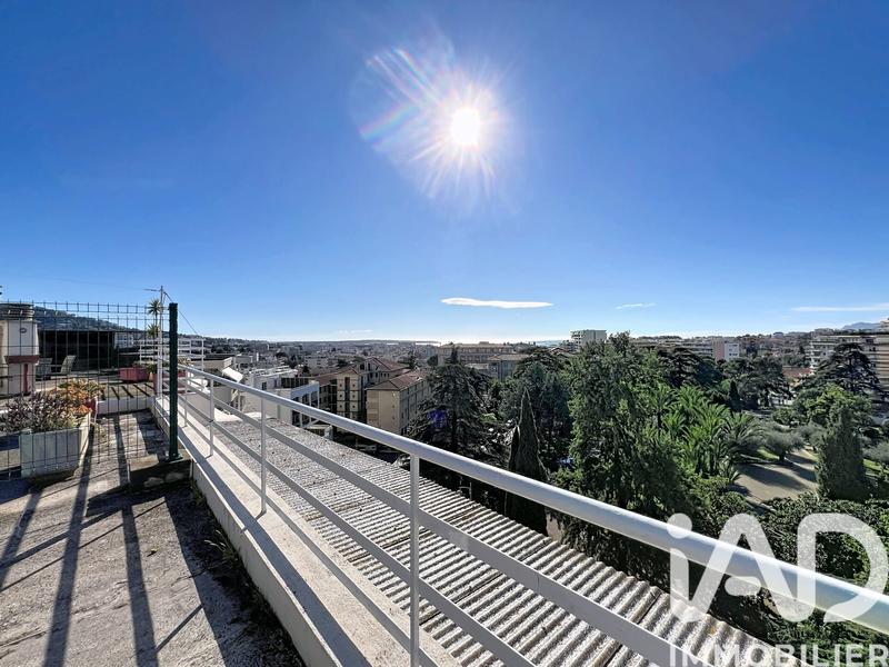 Appartement - 84 m² - 3 pièces