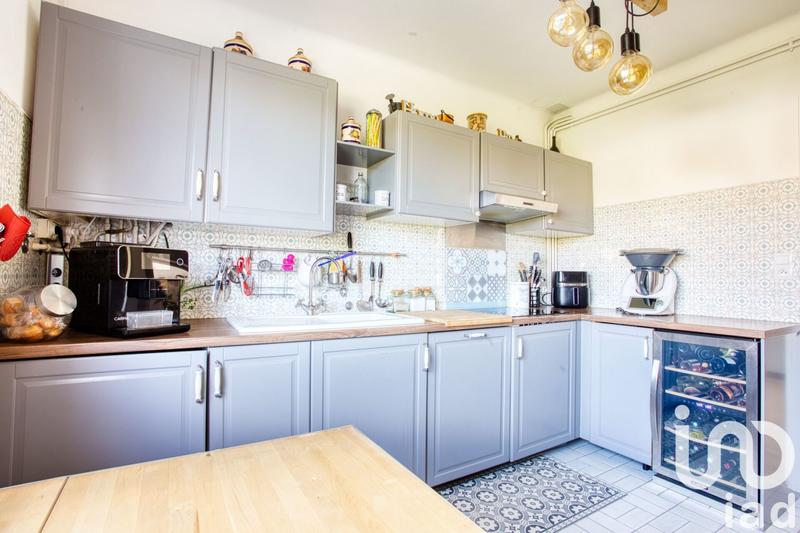 Appartement - 175 m² - 6 pièces