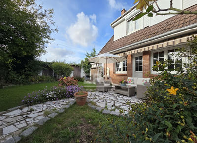 Maison - 97 m² - 5 pièces