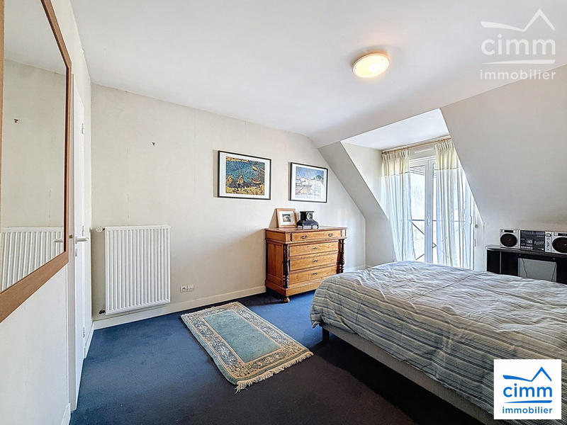 Maison contemporaine - 186 m² - 8 pièces