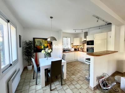 Maison - 75 m² - 3 pièces