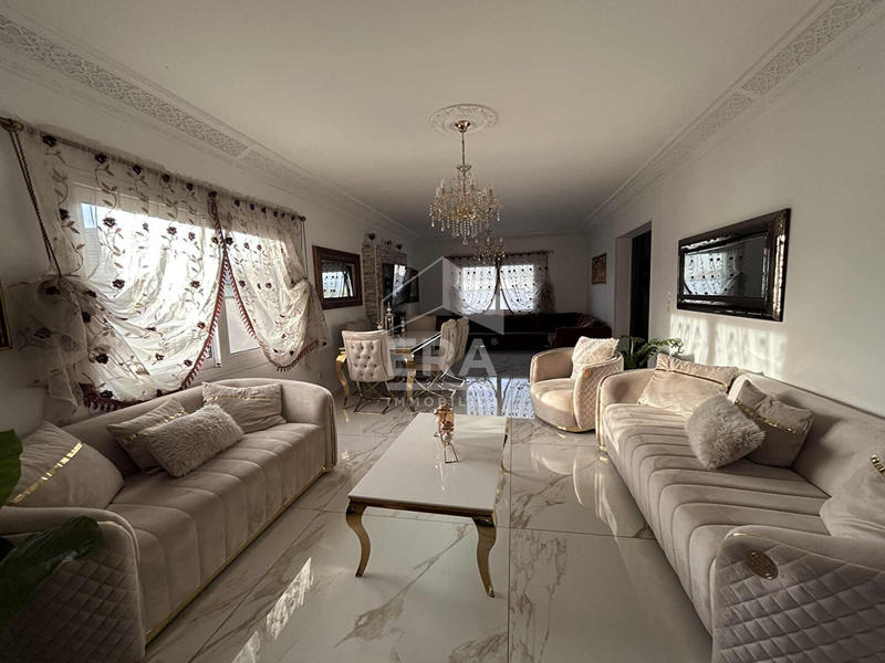 Maison - 175 m² - 8 pièces