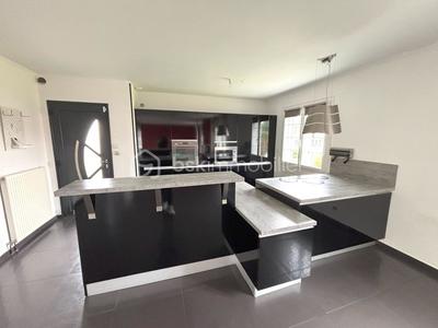 Maison - 150 m² - 5 pièces