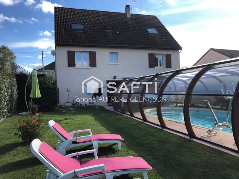 Maison - 140 m² - 8 pièces