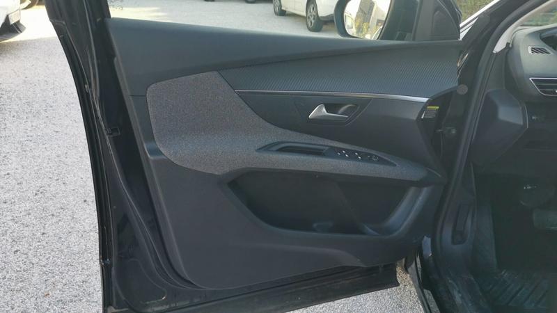 Peugeot 3008 1.5 BlueHDi 130 Eat8 Active Business